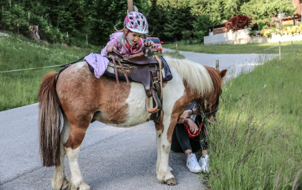 Ponyreiten im Hasental