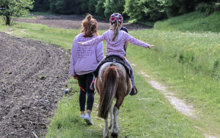 Ponyreiten im Hasental