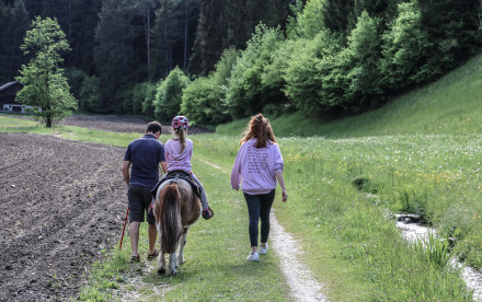 Ponyreiten im Hasental