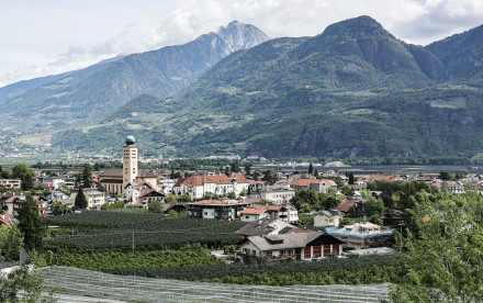 Lana im Frühjahr - Südtirol